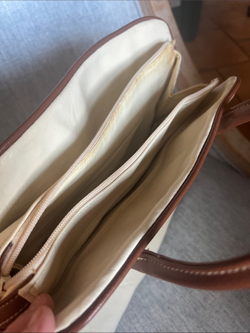 VINTAGE DELLA PRIMA HANDBAG - Picture 7 of 8